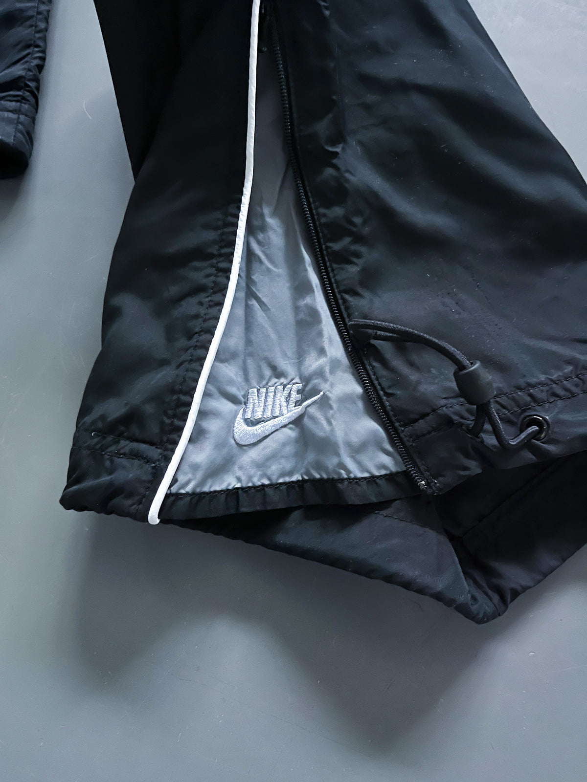 Nike Vintage *PREMIUM* Trackpants |  L