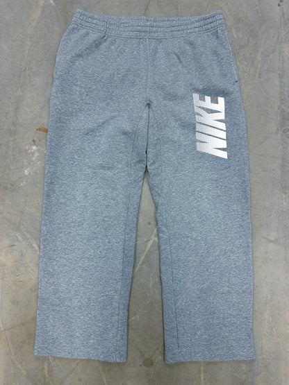 Nike Vintage Open Leg Sweatpants | Fittet L