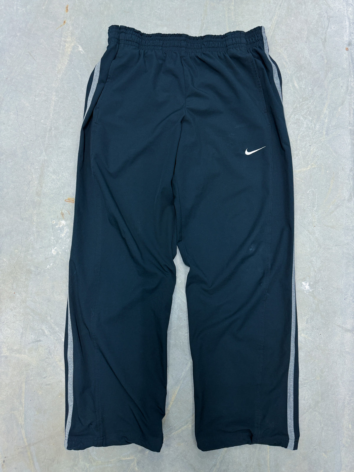Nike Vintage Trackpants | XL