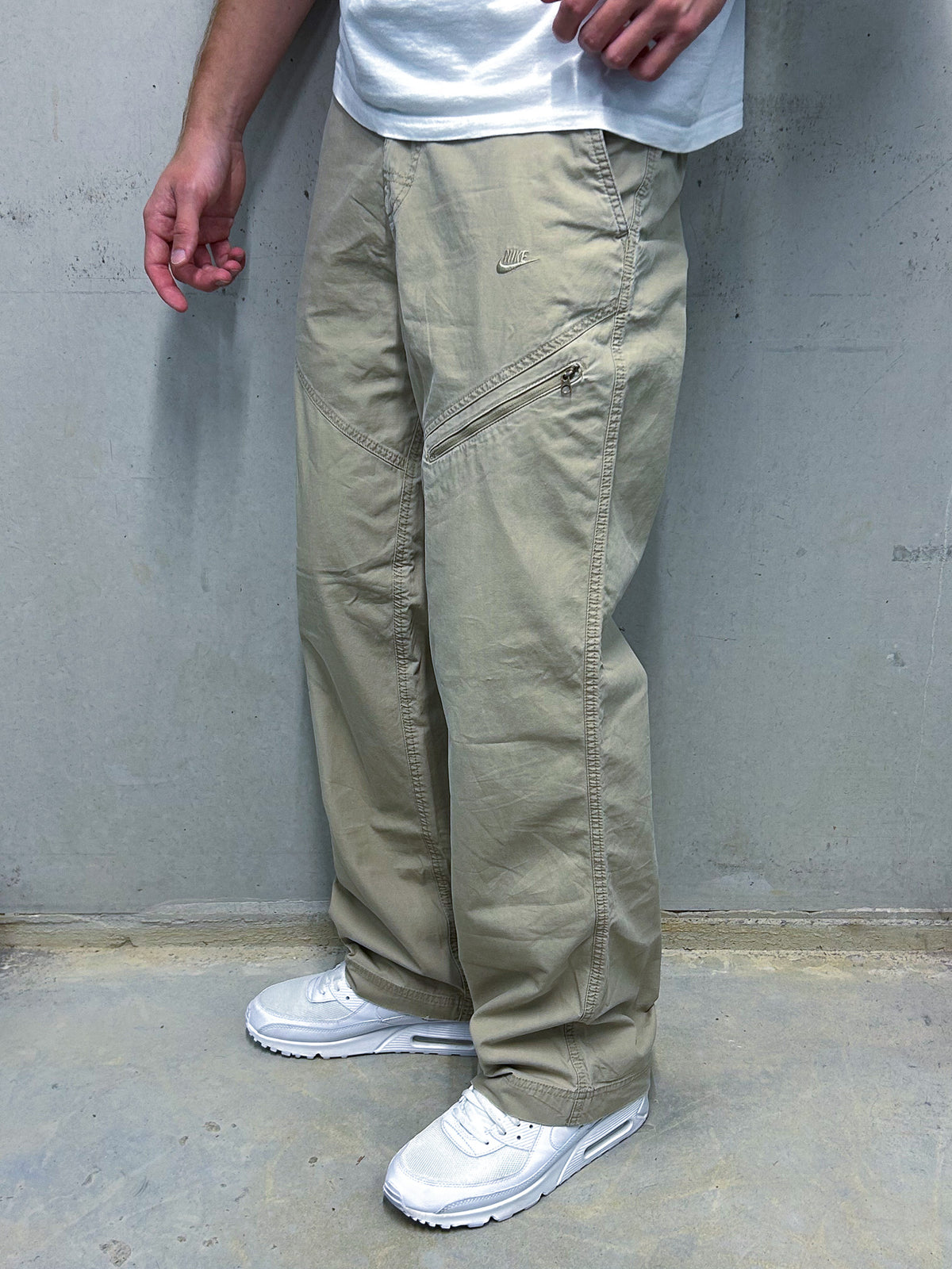Nike Vintage Cargo Pants | M