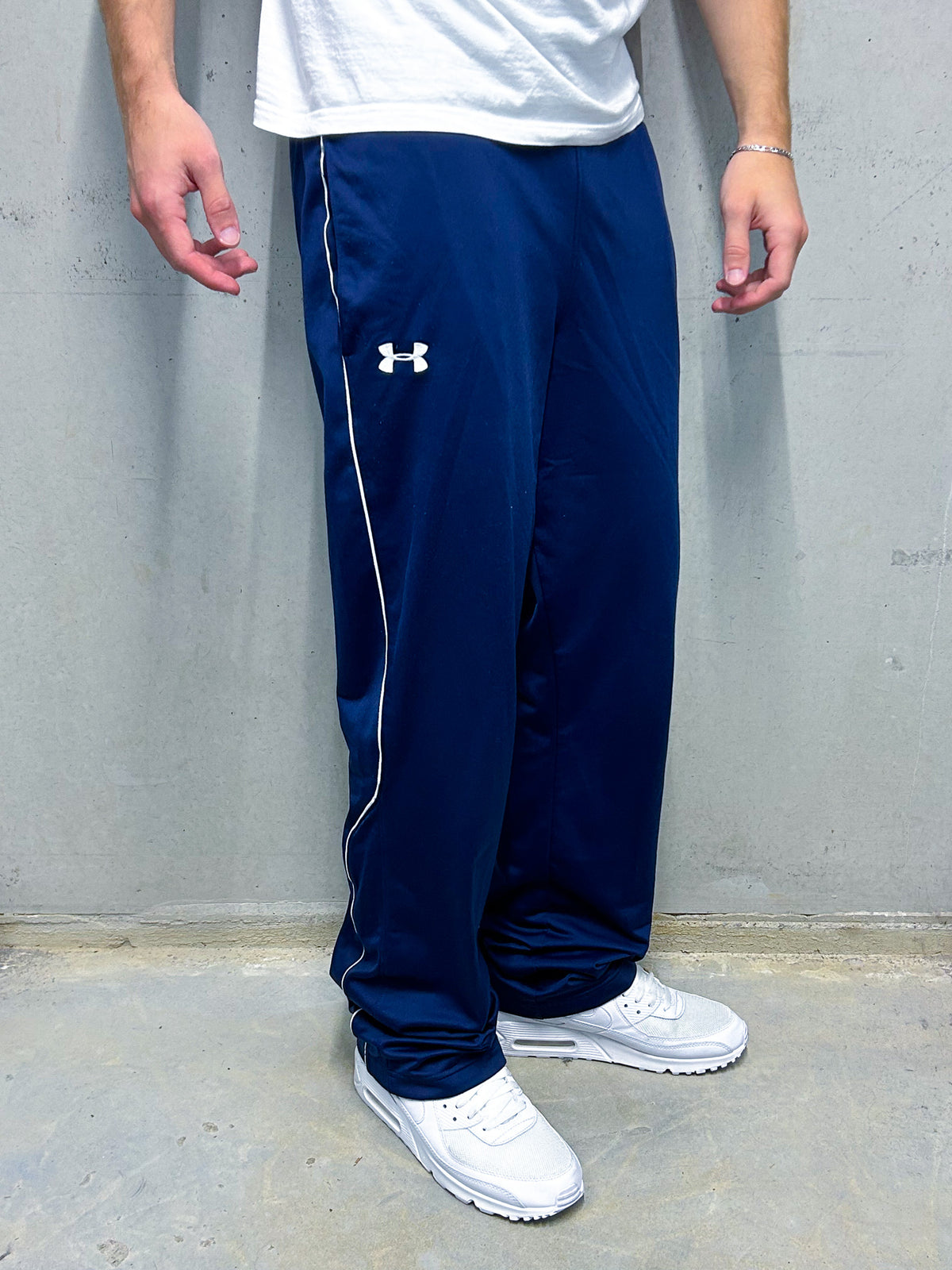 Under Armour Vintage Trackpants | M