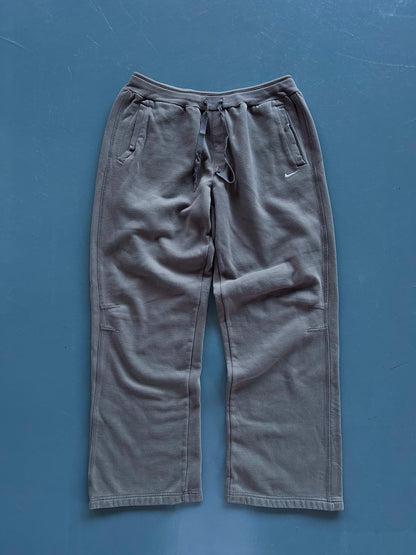 Nike Vintage *PREMIUM* Sweatpants | M