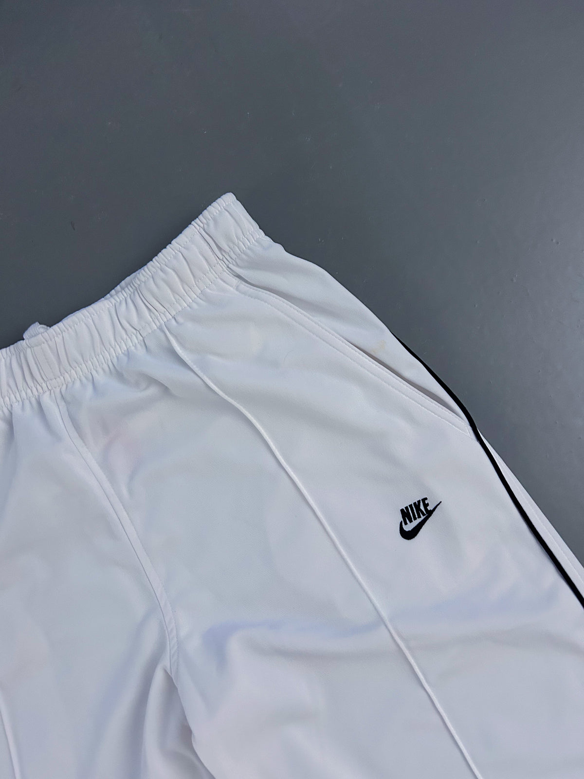 Nike Vintage Trackpants | L