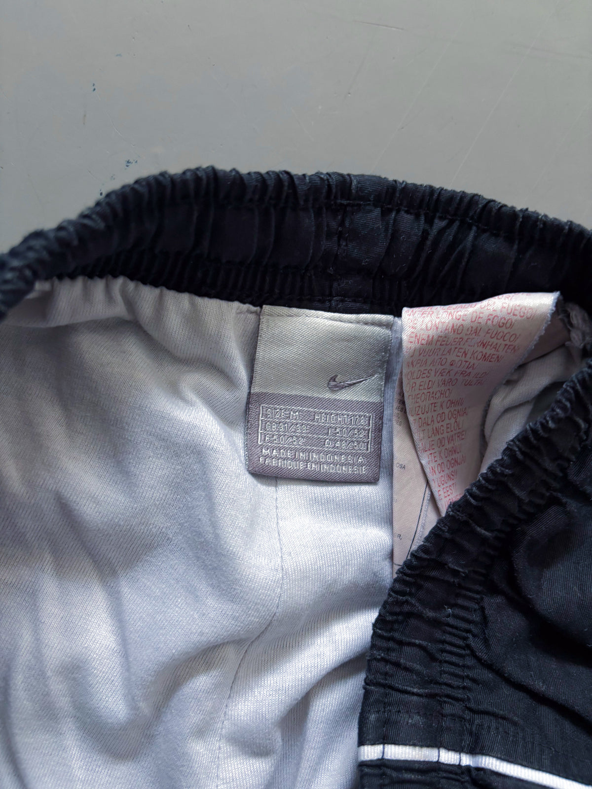 Nike Vintage Trackpants | M