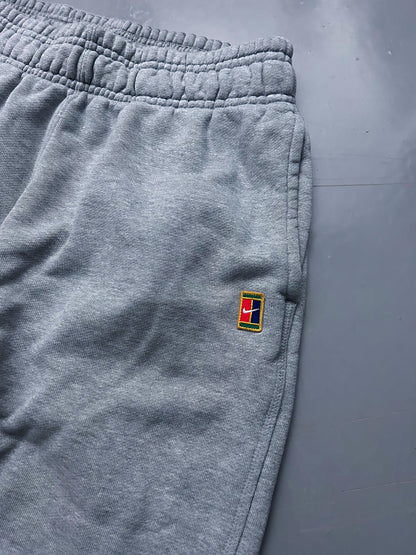 Nike Court Vintage Sweatpants | S