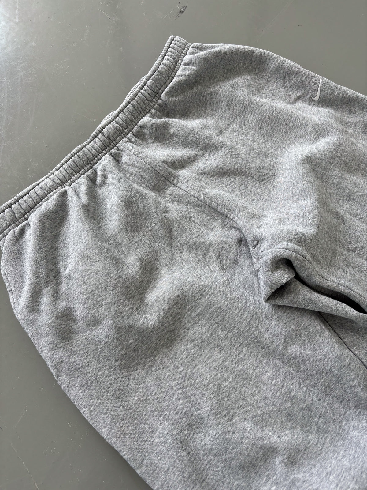 Nike Vintage Sweatpants | XL