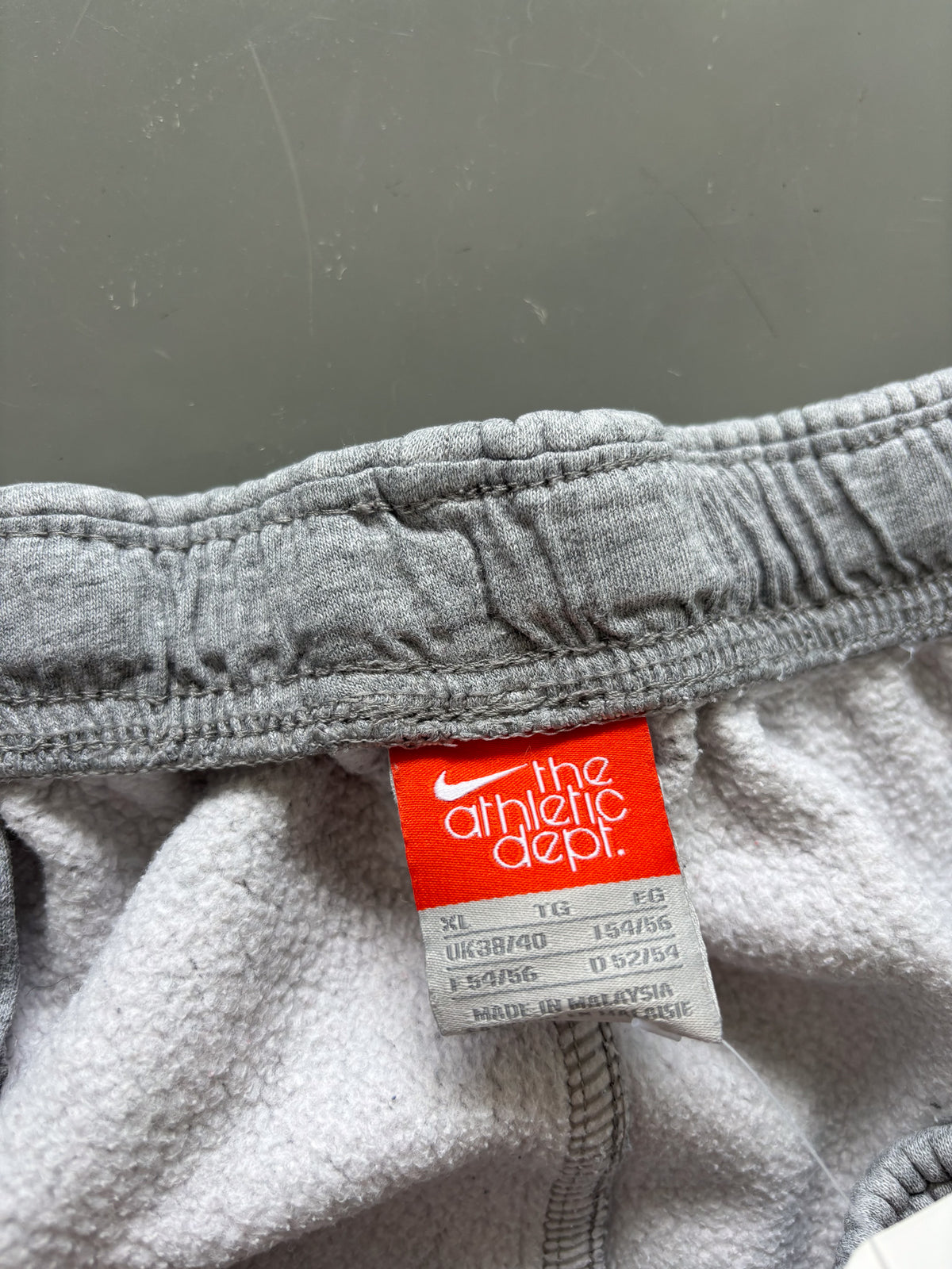 Nike Vintage Sweatpants | XL