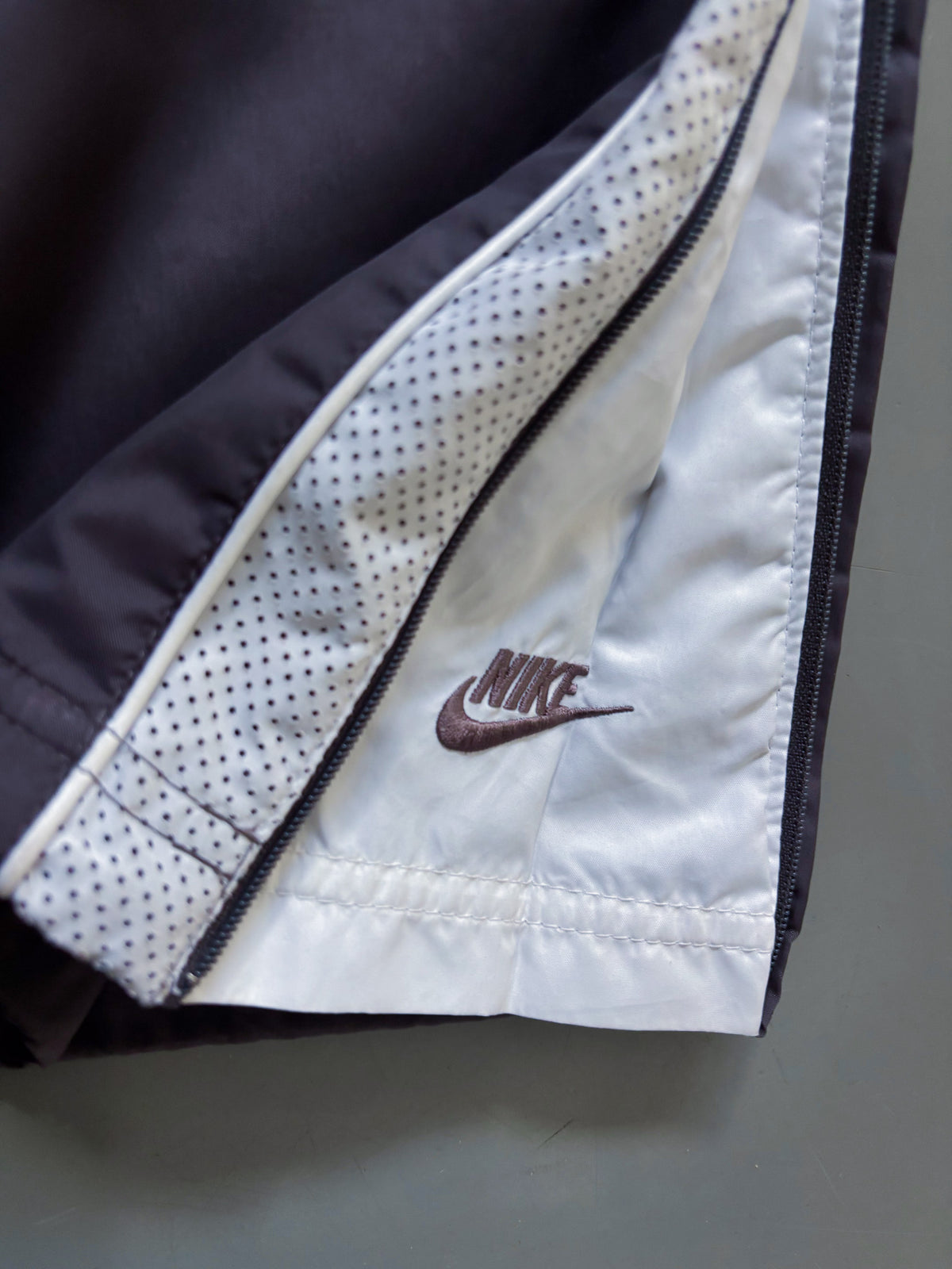 Nike Vintage Trackpants | L