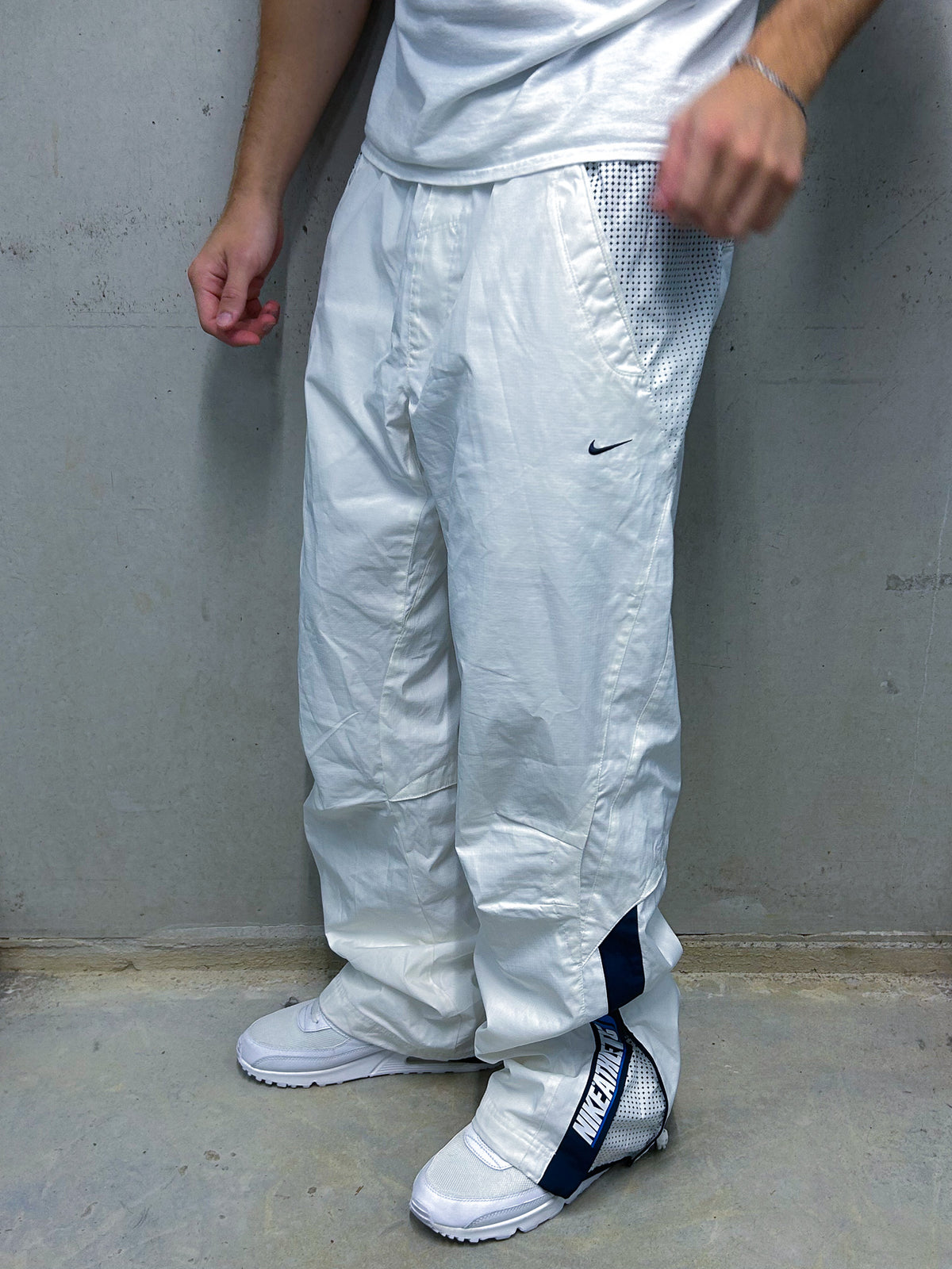 Nike *Premium* Vintage Trackpants | L