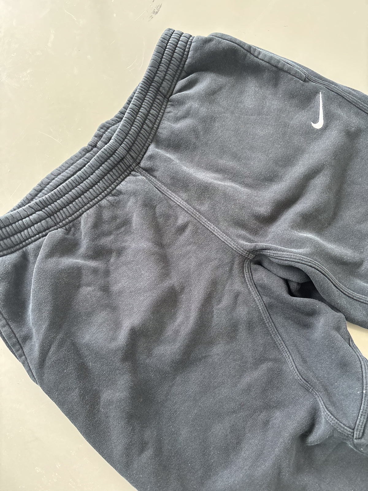 Nike Vintage Sweatpants | XL