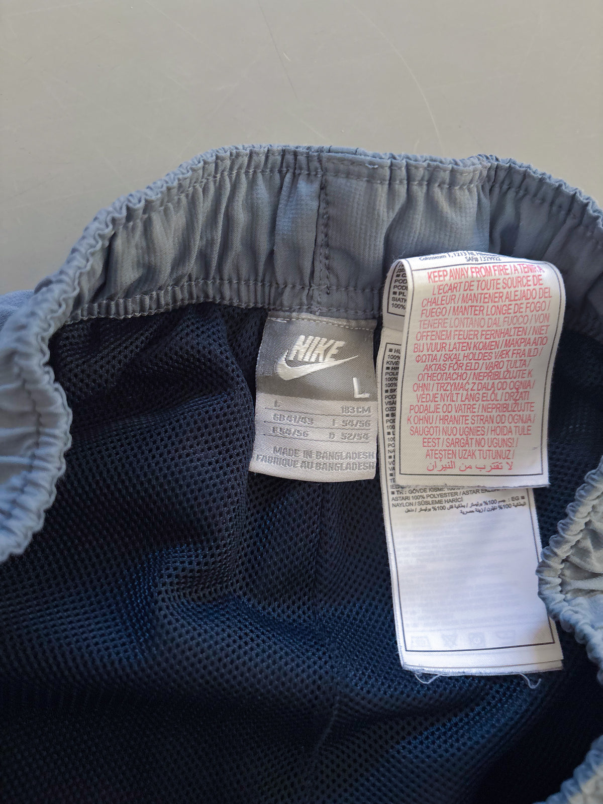Nike Vintage Trackpants | L