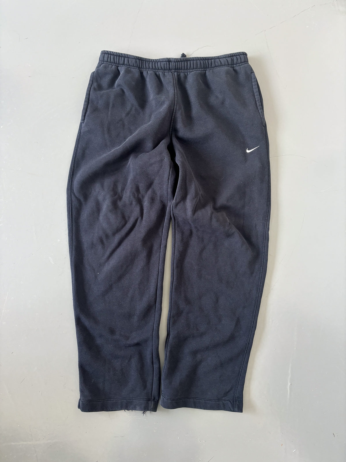 Nike Vintage Open Leg Sweatpants | M