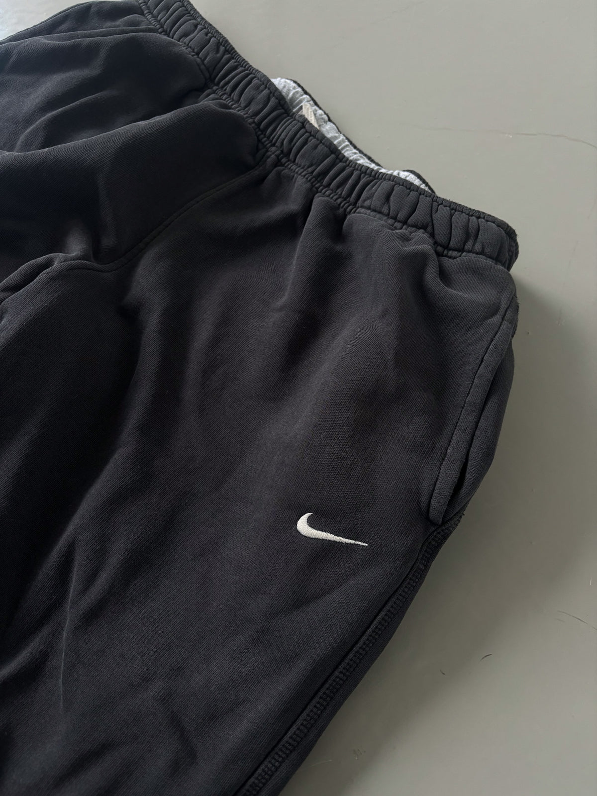 Nike Vintage Sweatpants | XL