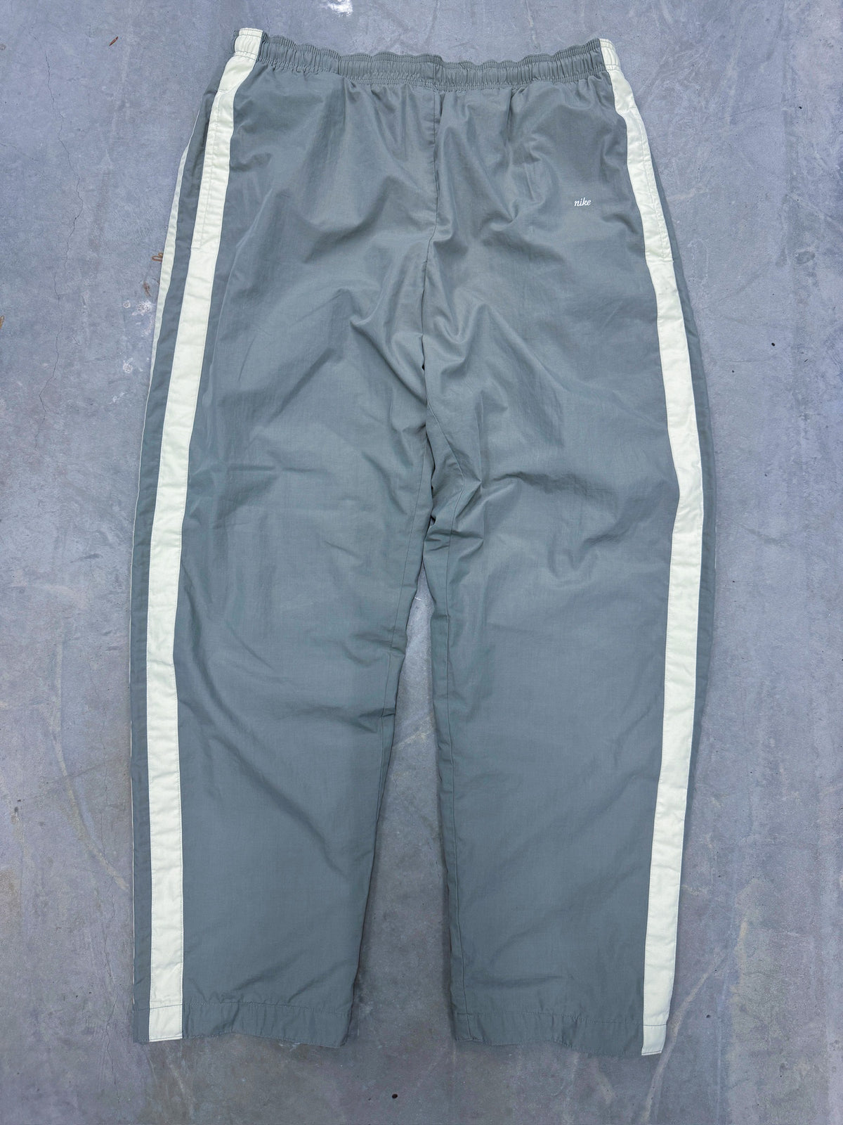 Nike Vintage Trackpants | XL