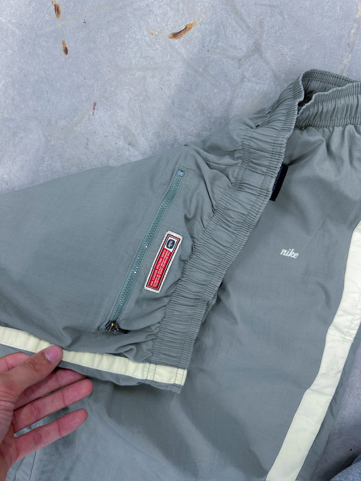 Nike Vintage Trackpants | XL