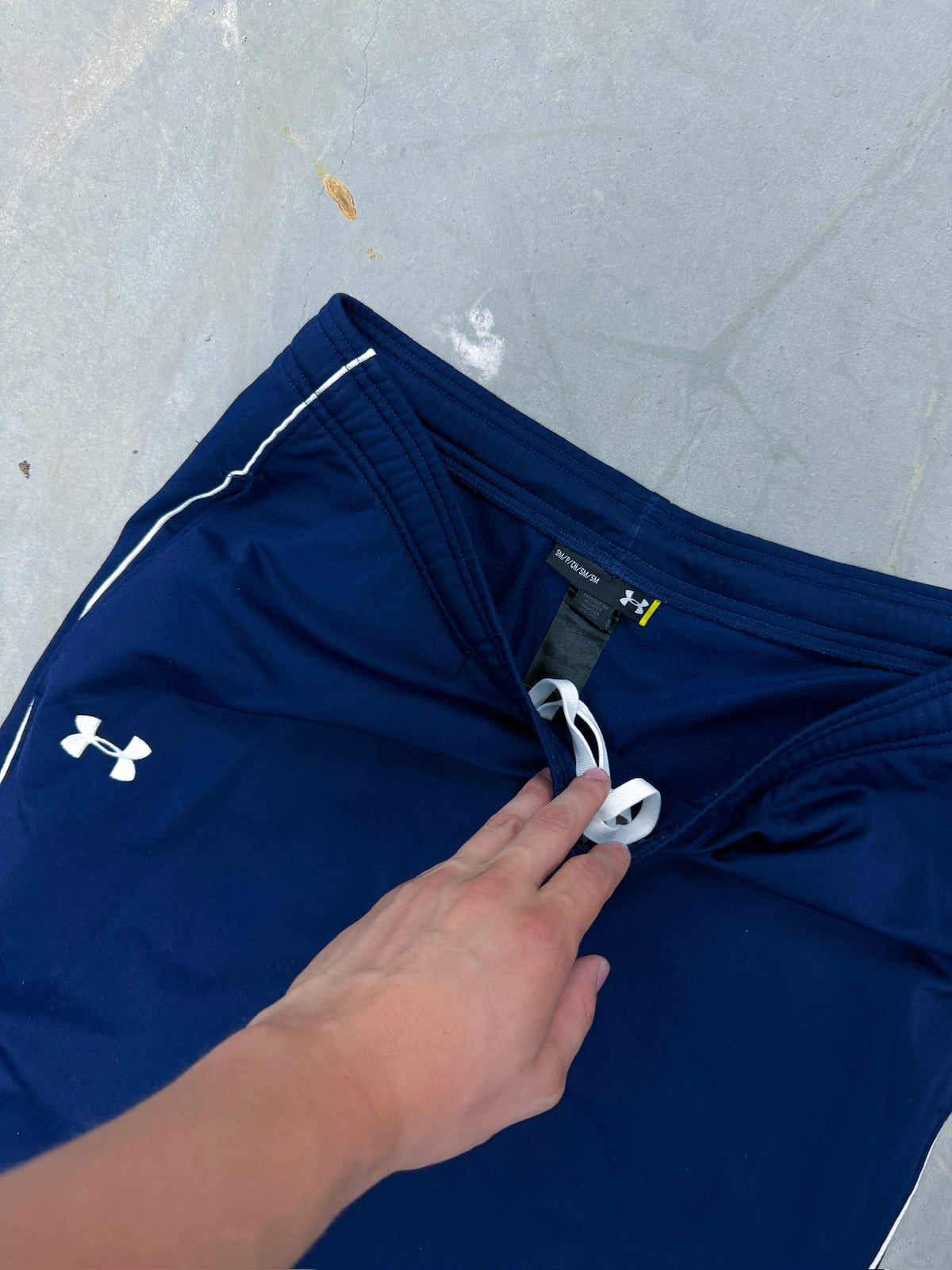 Under Armour Vintage Trackpants | M