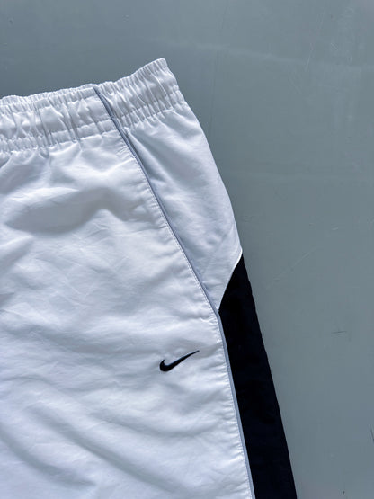 Vintage Nike Shorts | S