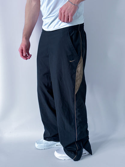 Nike Vintage Trackpants | L
