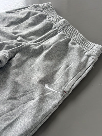 Nike Vintage Trackpants | XS