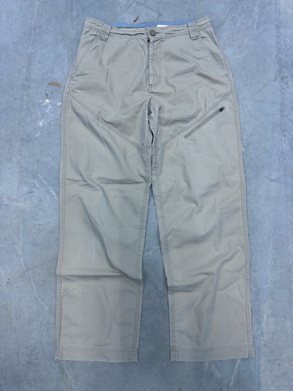 Nike Vintage Cargo Pants | M