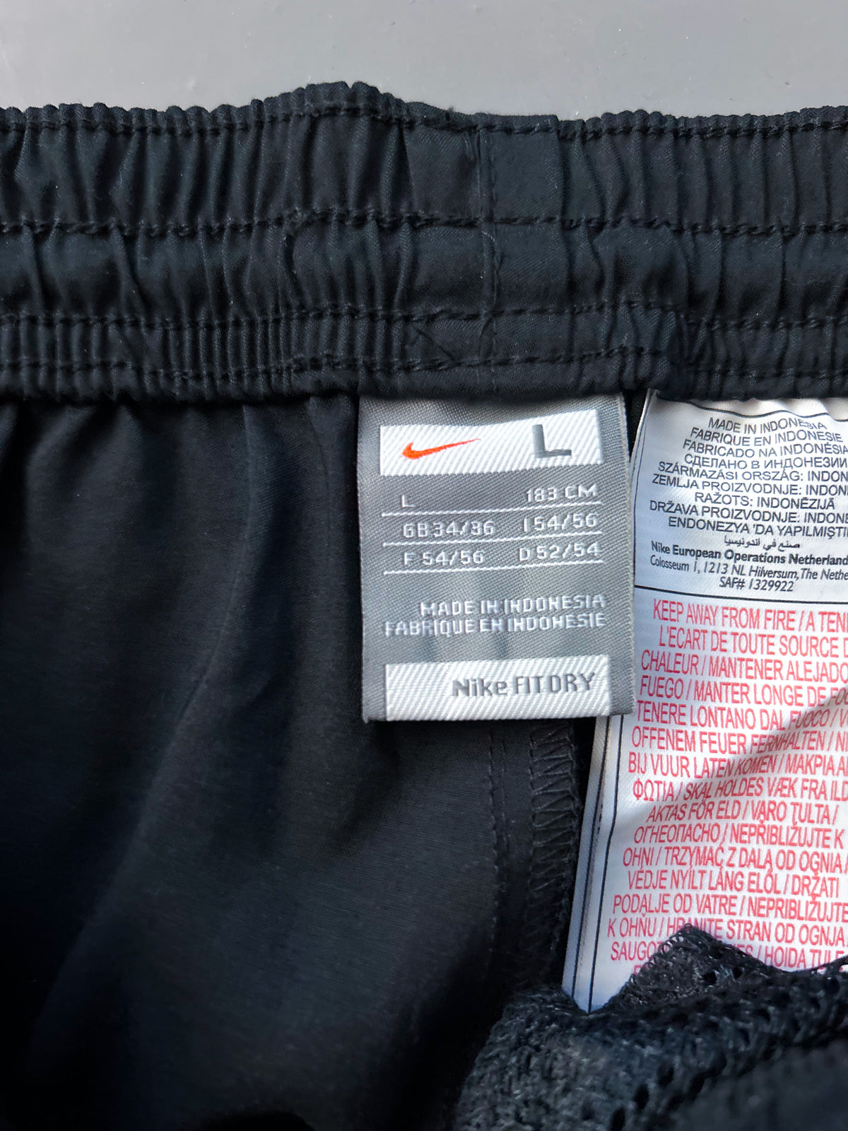Nike Vintage *Classic* Trackpants | L