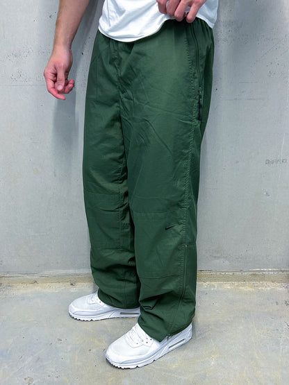 Nike Vintage Trackpants | L