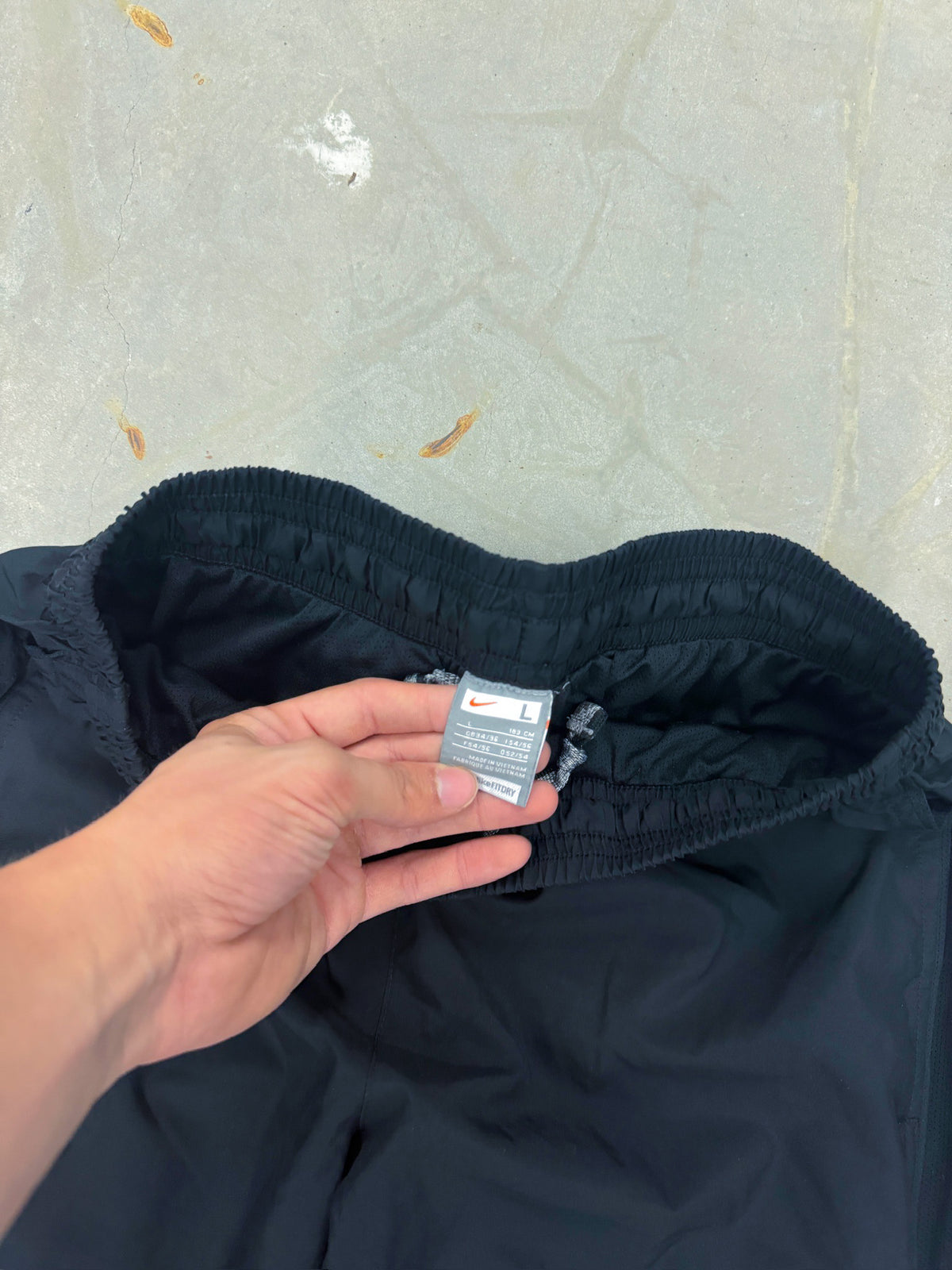 Nike Vintage Trackpants | L