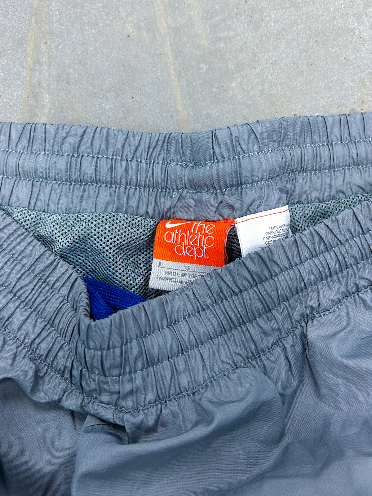 Nike Vintage Trackpants | L
