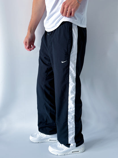 Nike Vintage Trackpants | XS