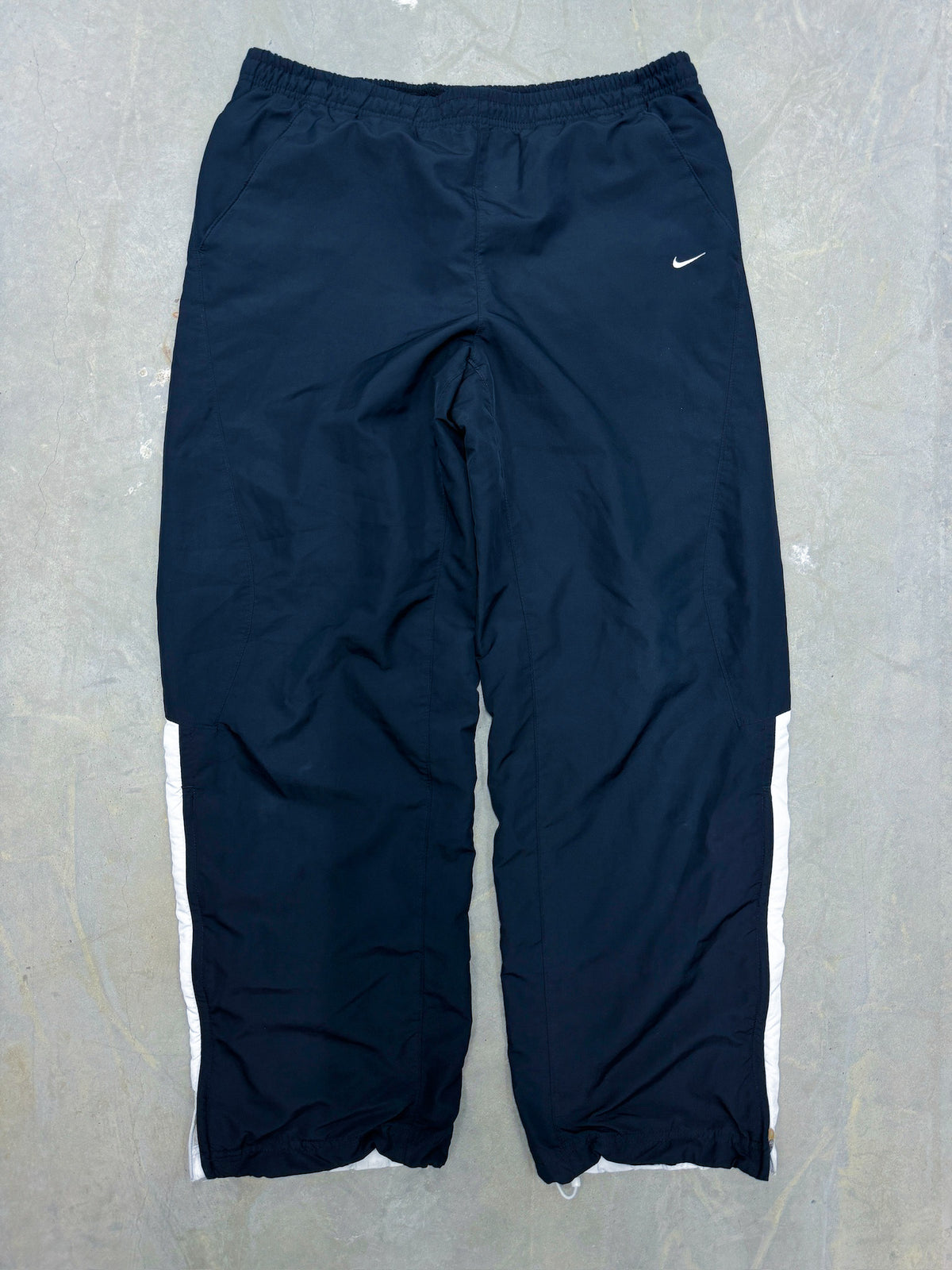Nike Vintage Trackpants | L