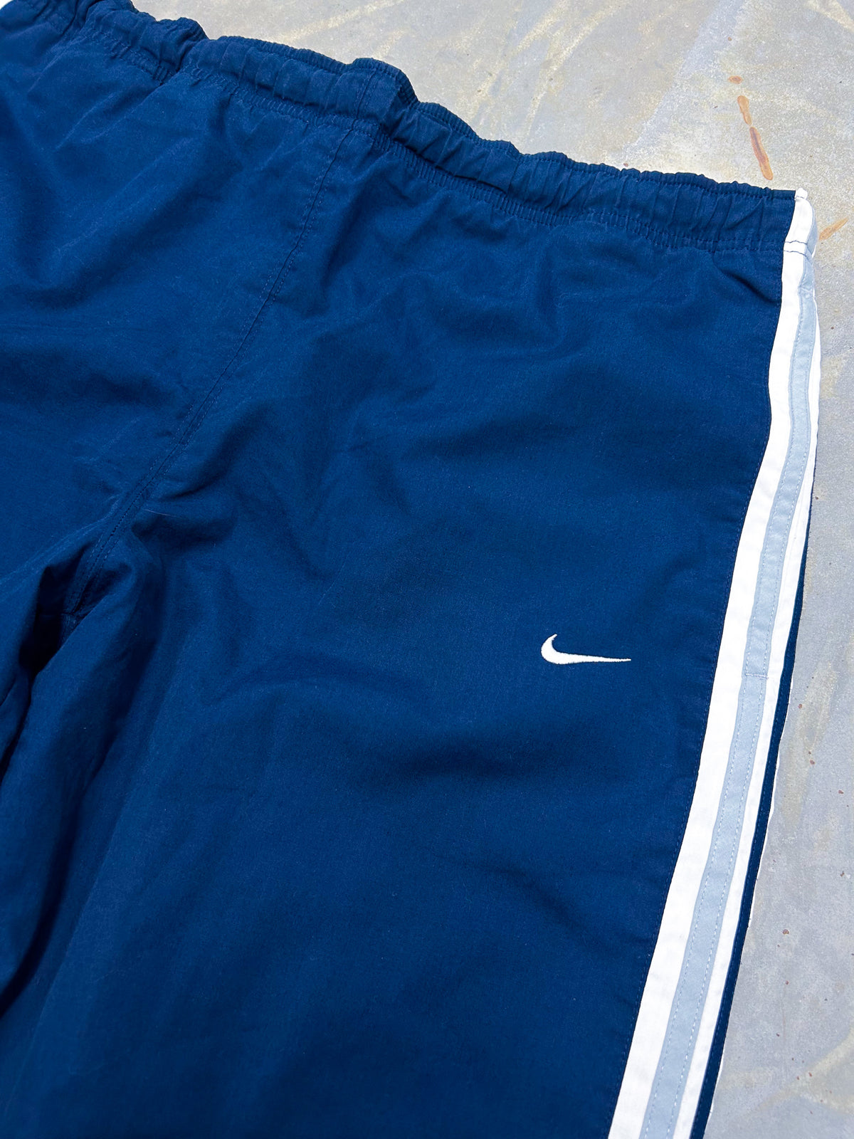 Nike Vintage Trackpants | L