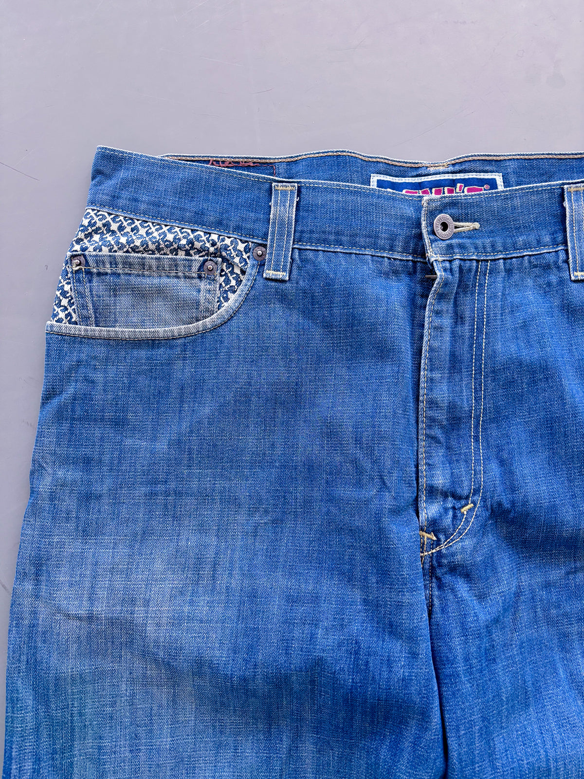 Levis Vintage *Anniversary Edition* Jeans | XL