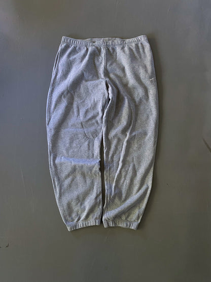 Nike Vintage Sweatpants | XL
