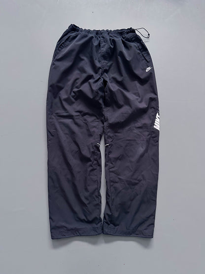 Nike Vintage Trackpants | L