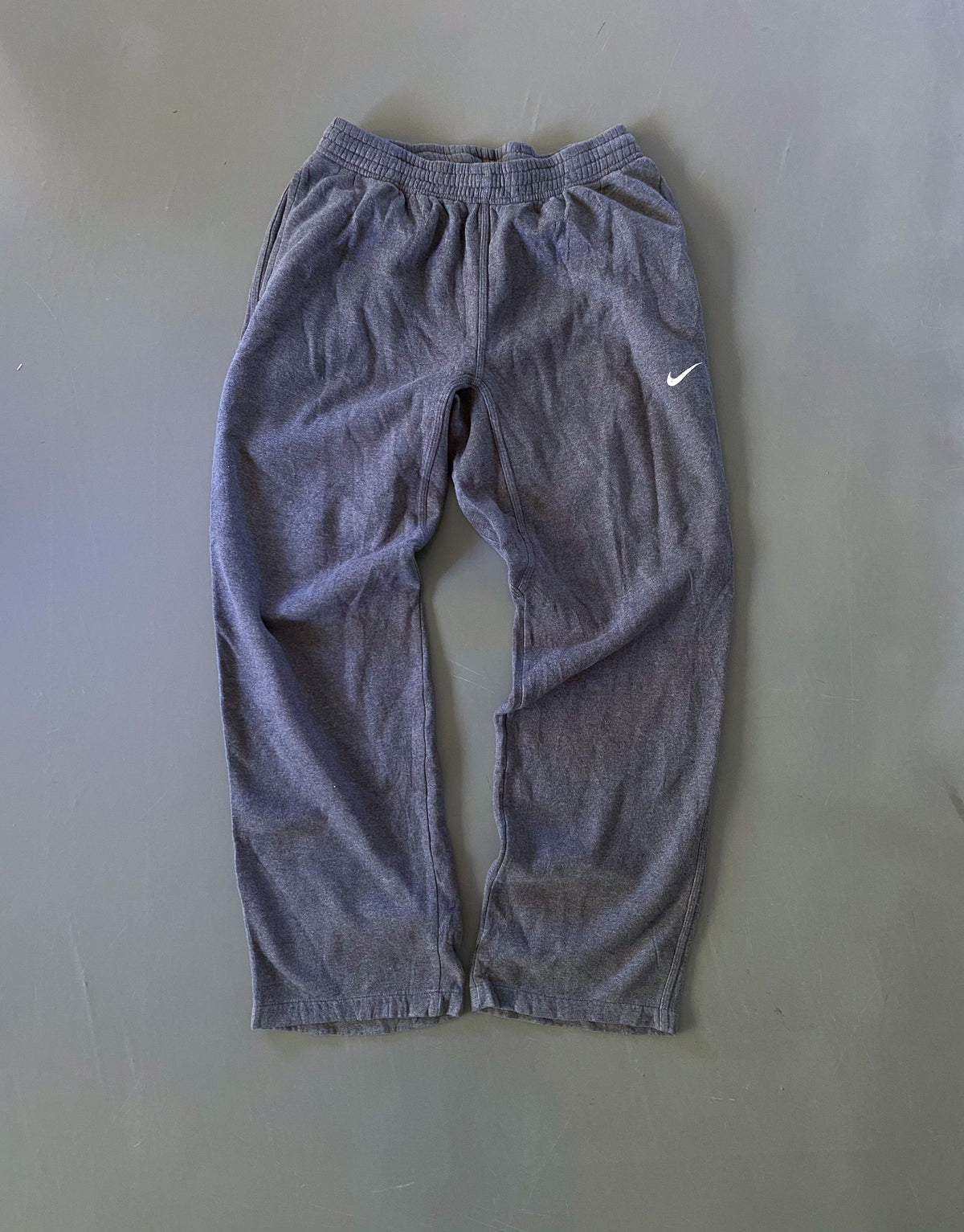 Nike Vintage Open Leg Sweatpants | L