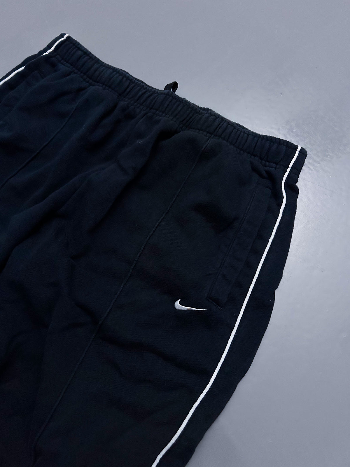 Nike Vintage Open Leg Sweatpants | L