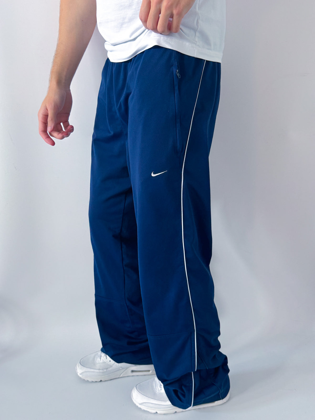 Nike Vintage Trackpants | L