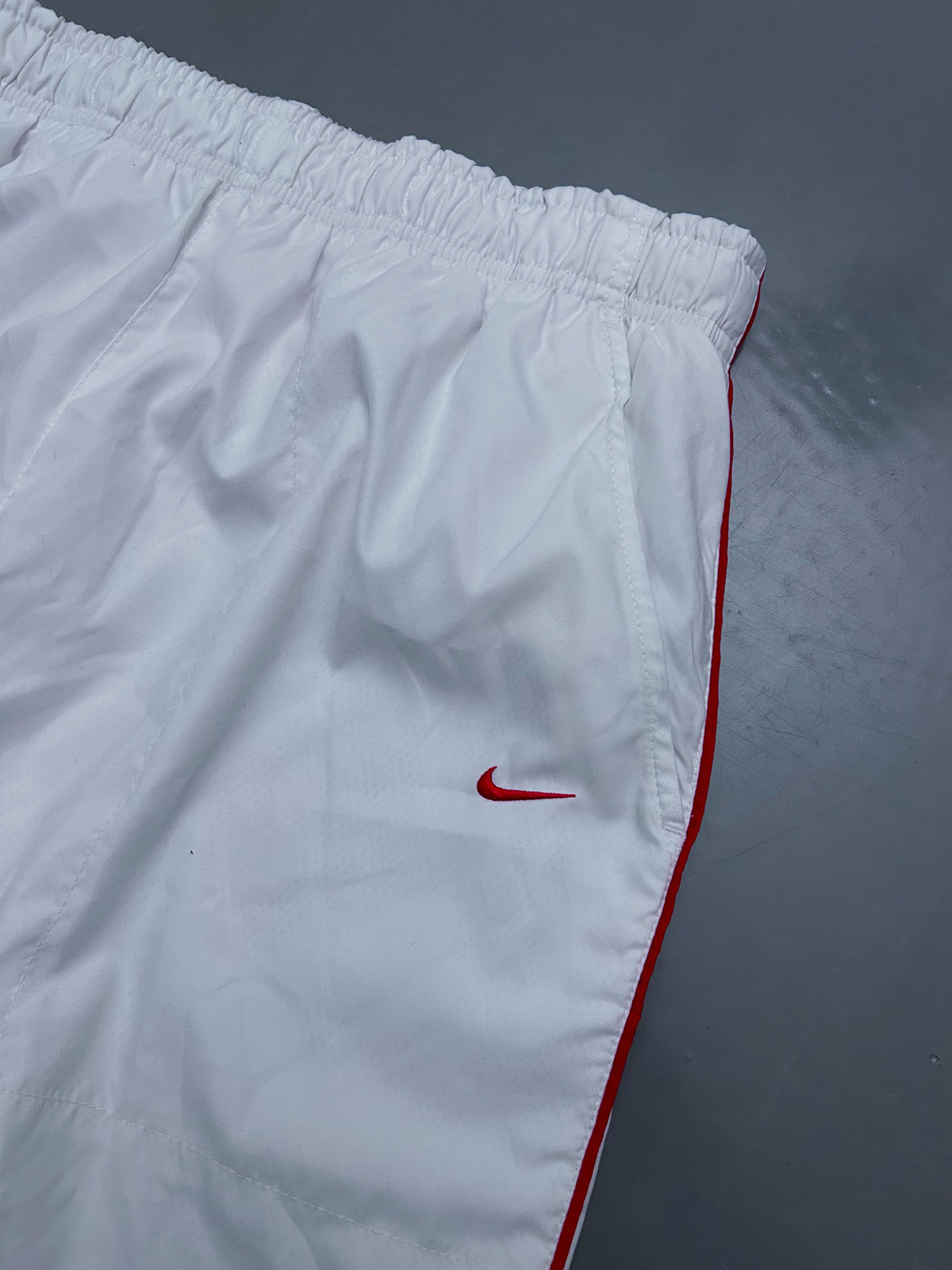 Nike Vintage Trackpants | L