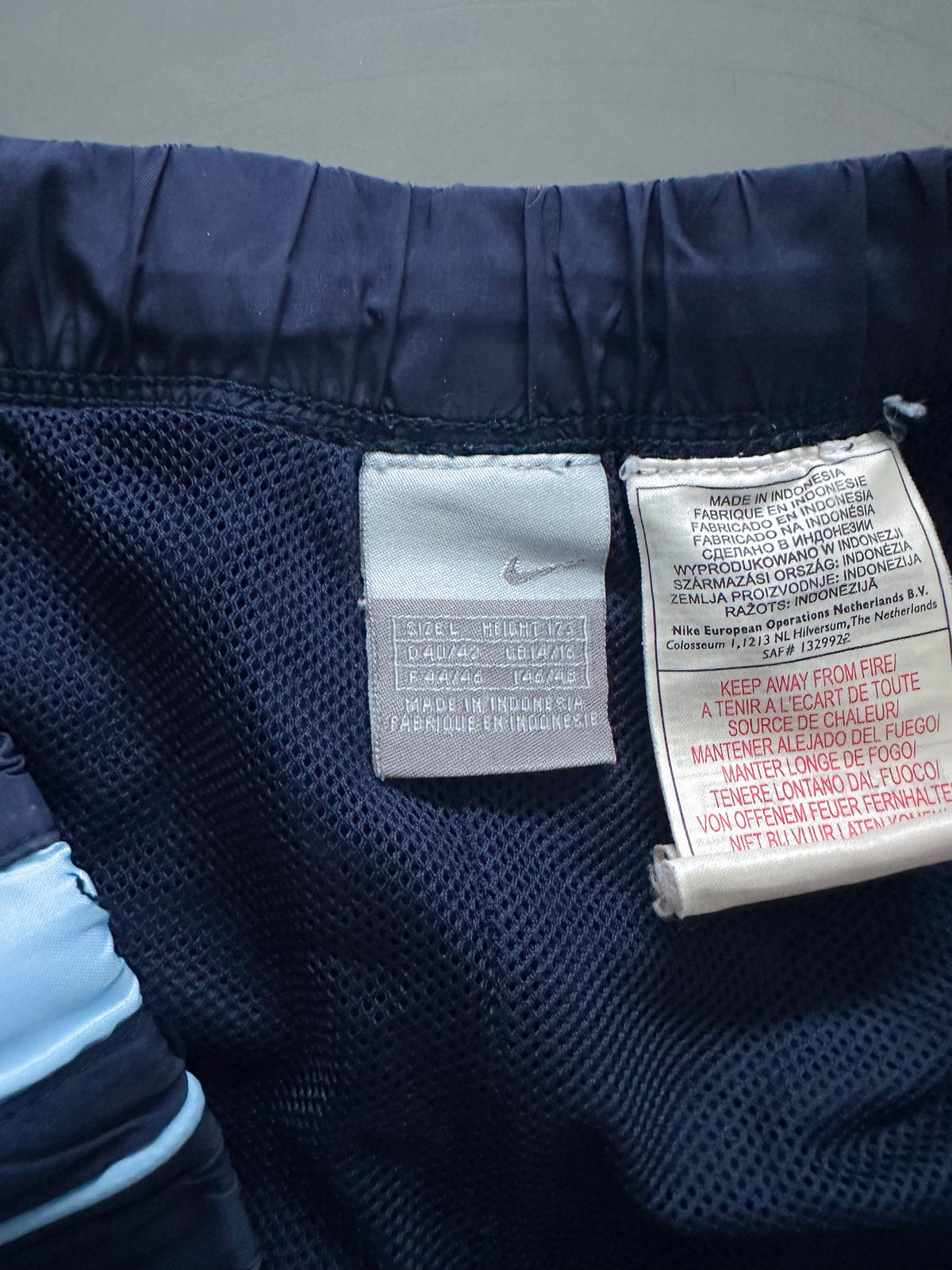 Nike Vintage *PREMIUM* Trackpants | M