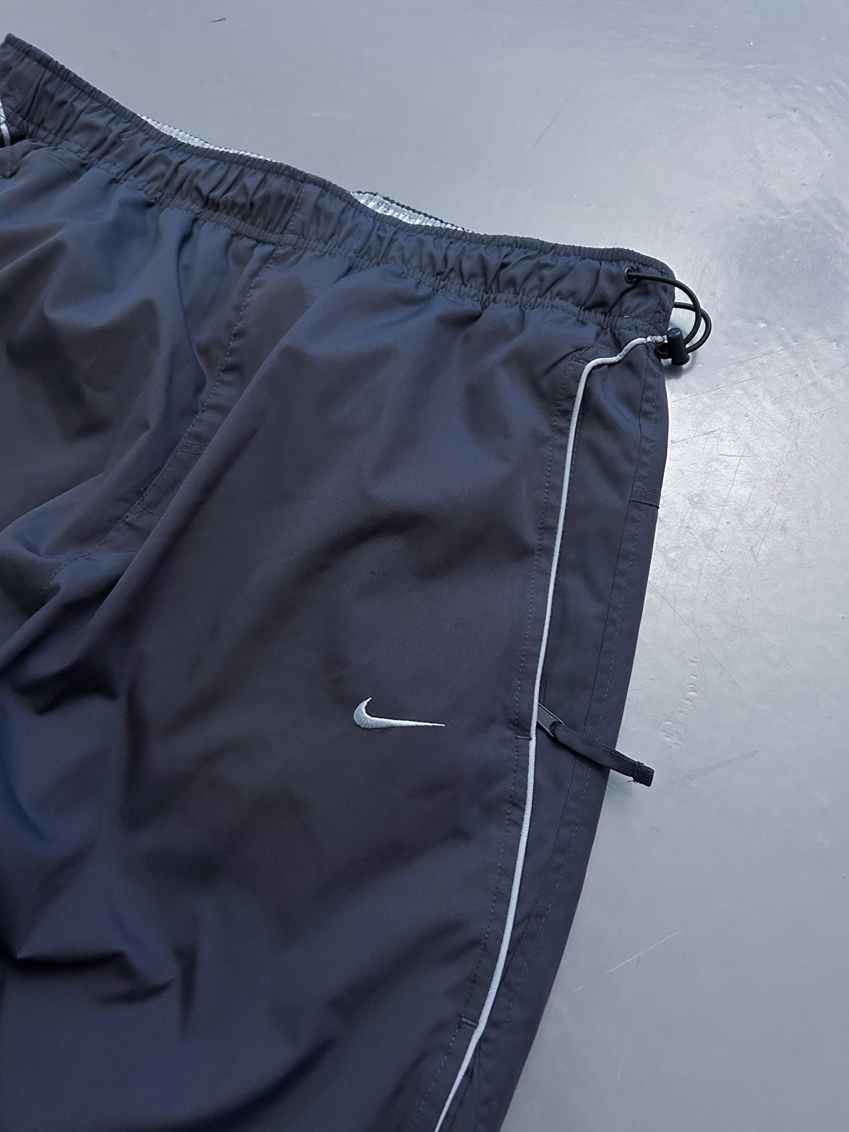 Nike Vintage *Shox* Trackpants | L