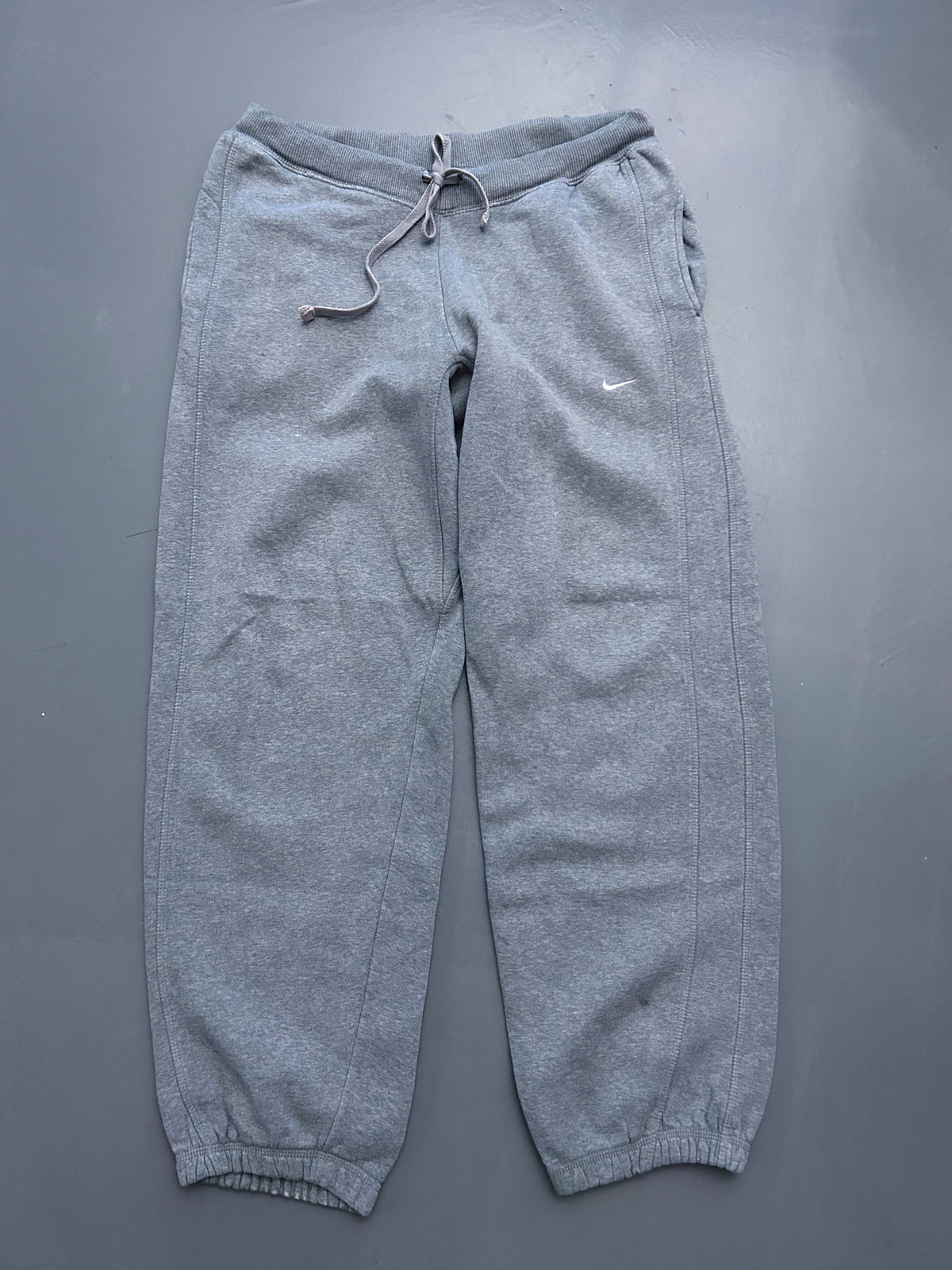 Nike Vintage *PREMIUM* Sweatpants | M