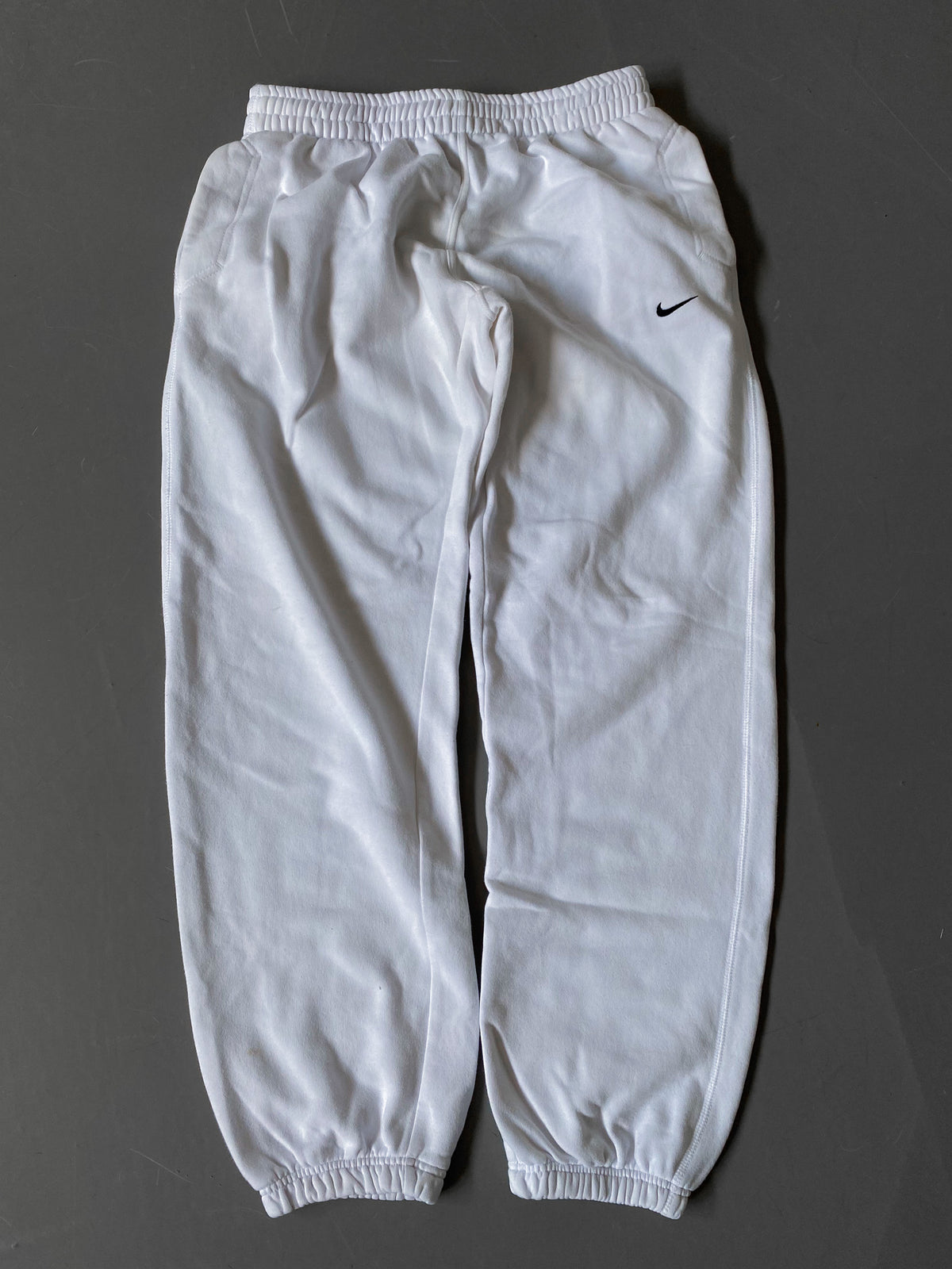 Nike Vintage *PREMIUM* Sweatpants | M