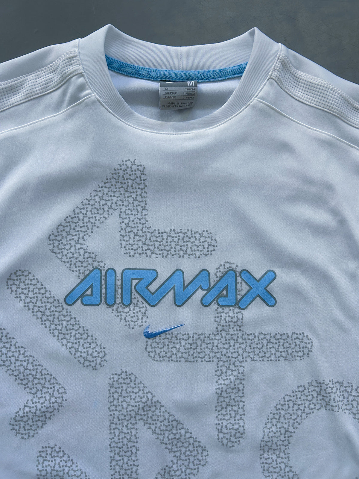 Vintage Nike *AIRMAX* T-Shirt | M