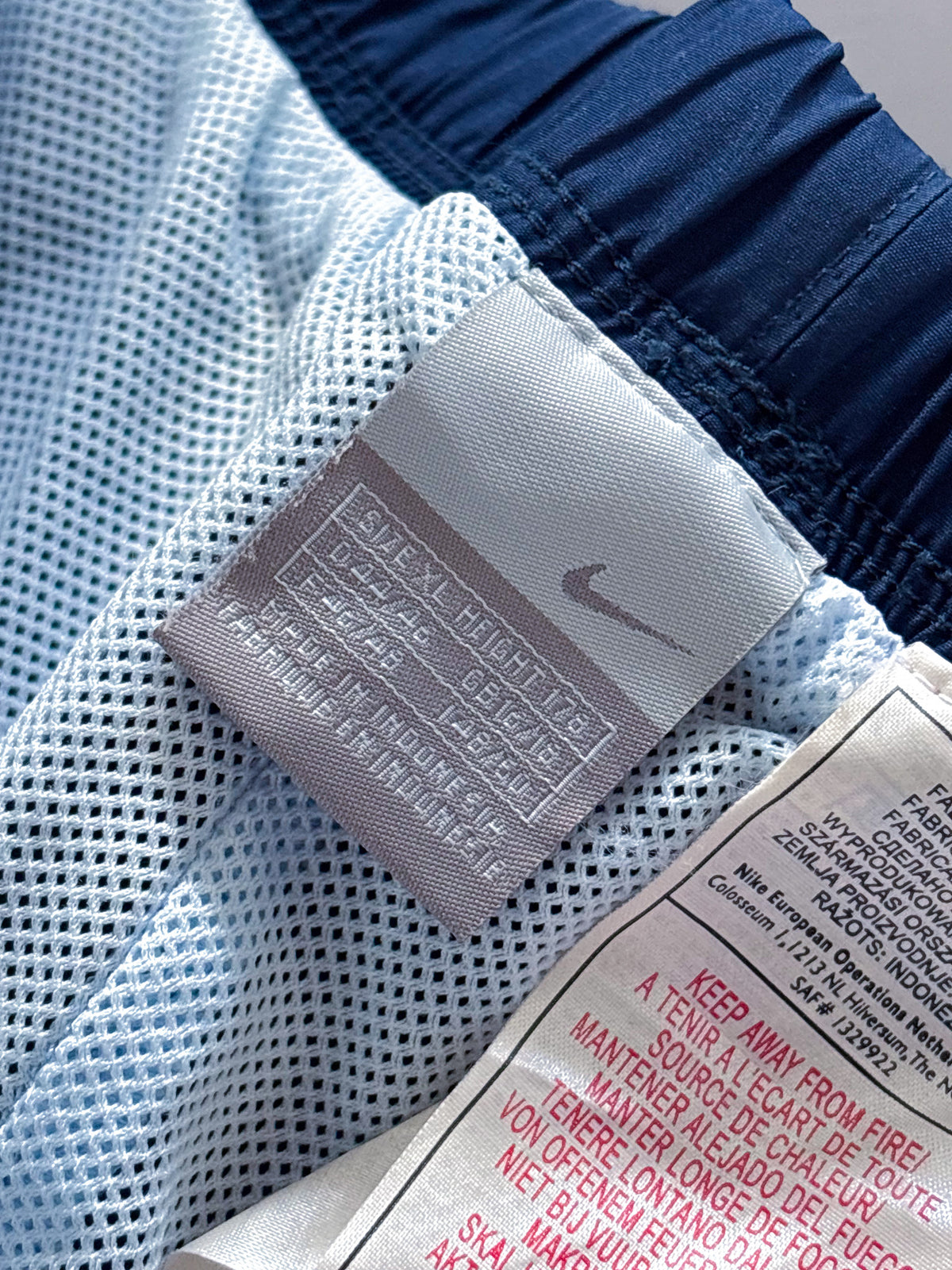Nike Vintage Trackpants | L