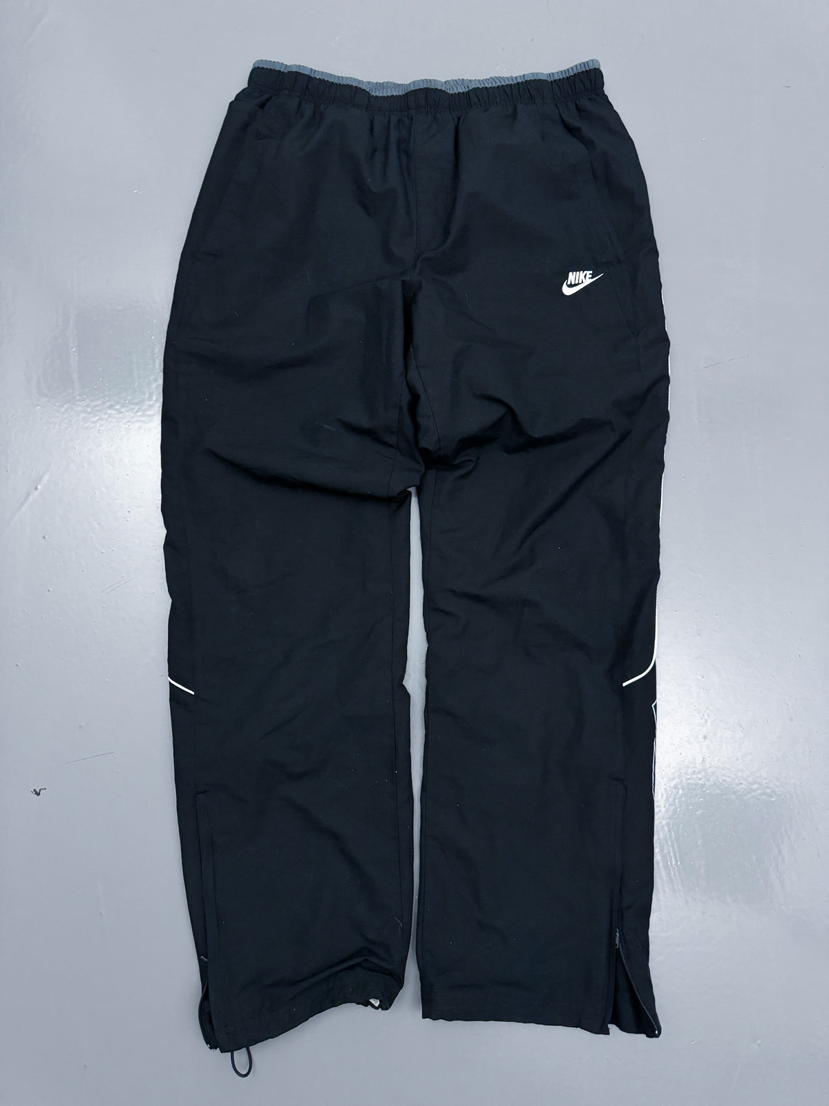 Nike Vintage Trackpants | L