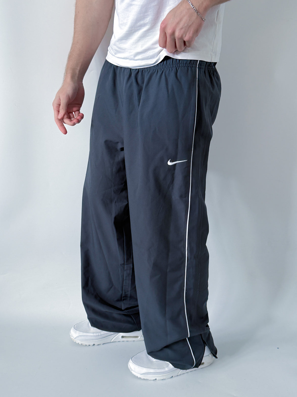 Nike Vintage Trackpants | L