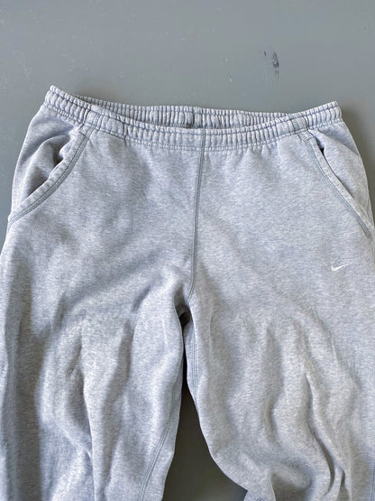 Nike Vintage Open Leg Sweatpants | M