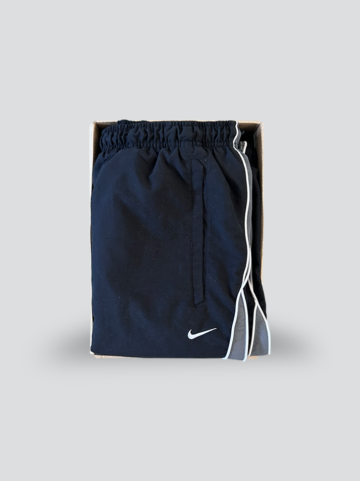 NIKE VINTAGE TRACKPANTS MYSTERY BOX (1 PIECE)