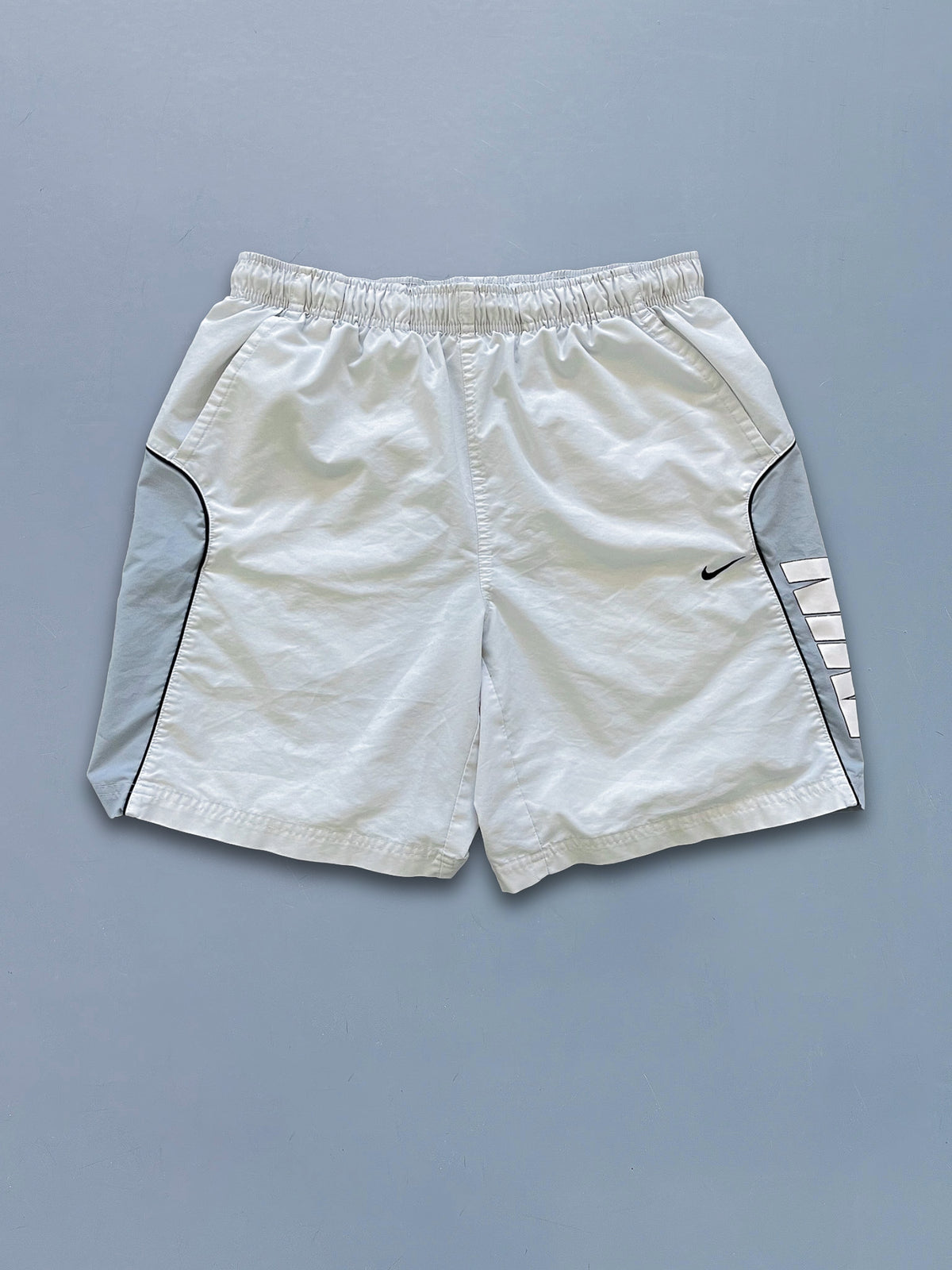 Nike Vintage Shorts | M