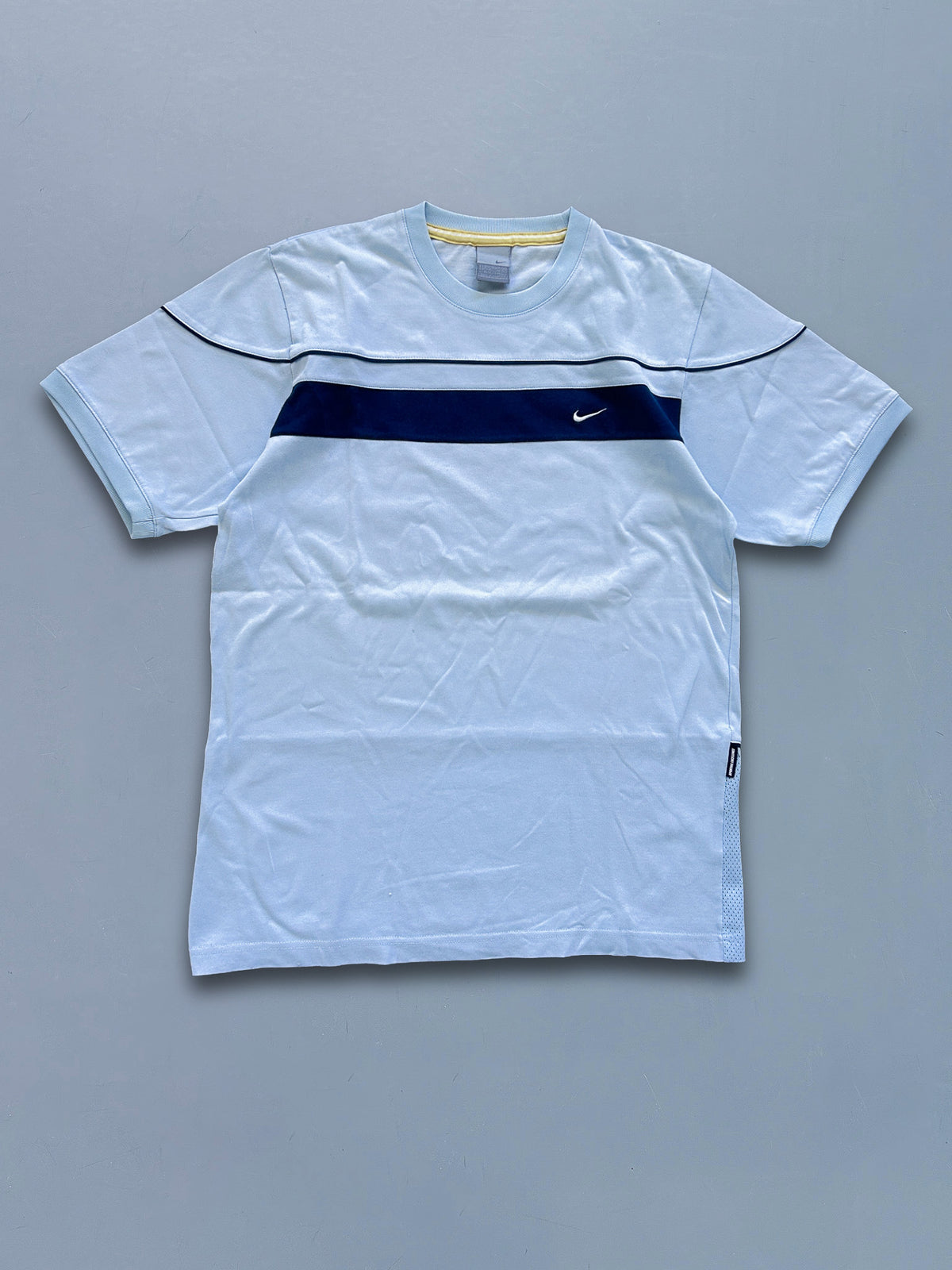 Vintage Nike *PREMIUM* T-Shirt | M